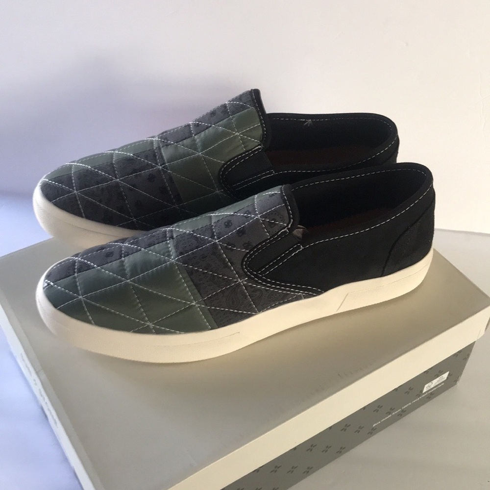 Sun + Stone Men's  Reins Slip-On Sneaker  Shoe Size 10M